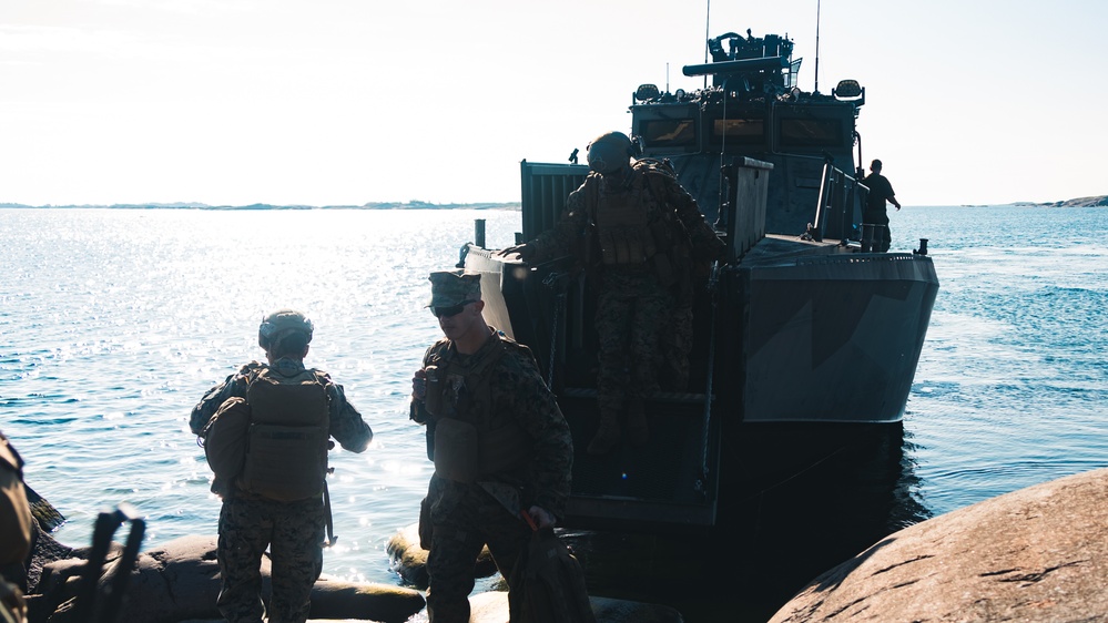 Finnish Readiness Exercise: Live-fire Naval Surface Fire Support