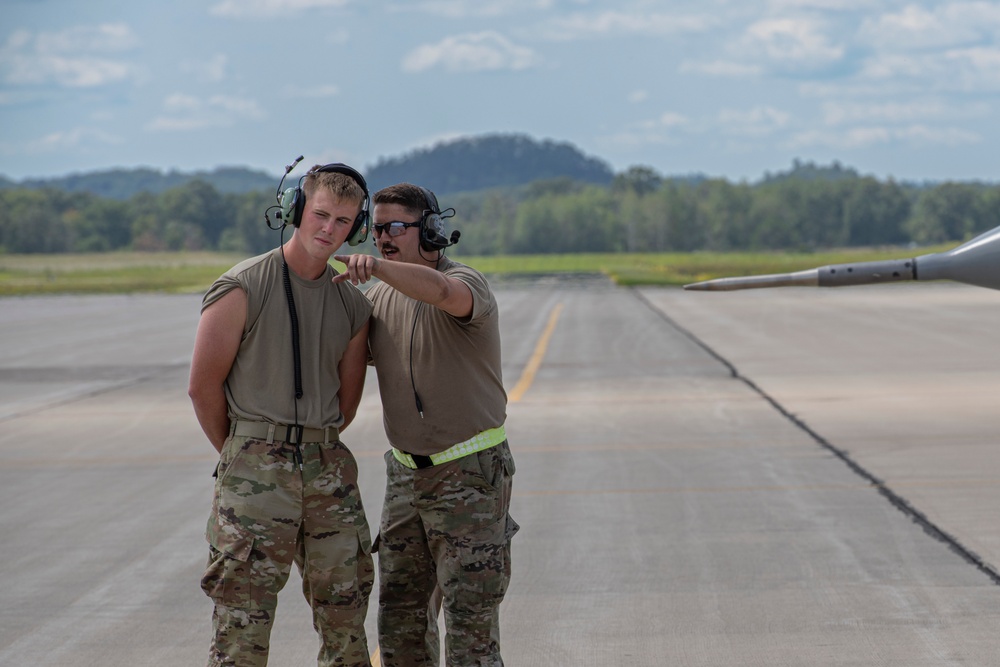 180FW Trains for Future Fight at Northern Lightning