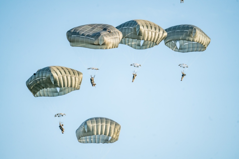82nd Airborne Division Jump