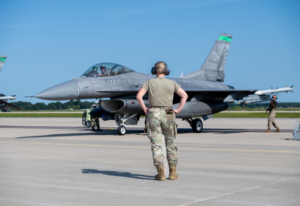 180FW Participates in Northern Lightning 2024