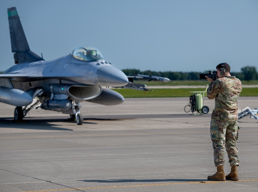 180FW Participates in Northern Lightning 2024