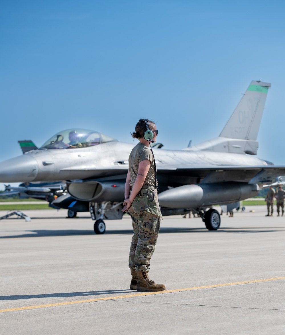 180FW Participates in Northern Lightning 2024