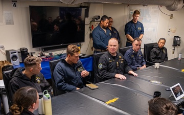 U.S. Second Fleet's Vice Commander Visit USS Delbert D. Black