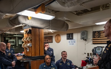 U.S. Second Fleet's Vice Commander Visit USS Delbert D. Black