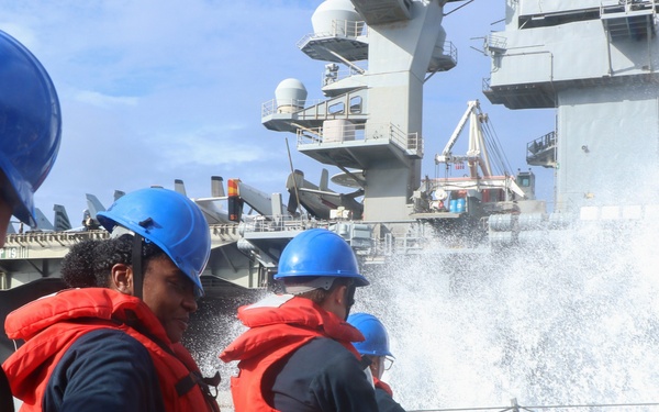 Frank E. Peterson Jr. conducts fueling-at-sea