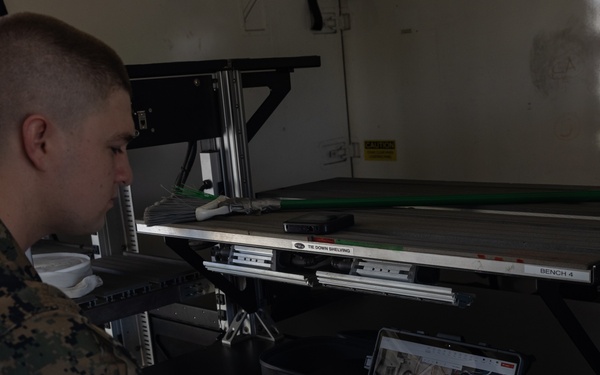 U.S. Marines with MWCS-28 train using augmented reality and virtual reality technology