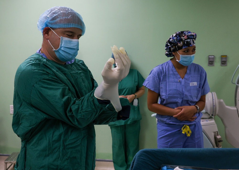 Pacific Partnership 2024-2 Medical Team Works Side-By-Side with Local Medical Staff