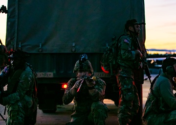OHNG MP Company and SF unit conduct night raid during Exercise Northern Strike
