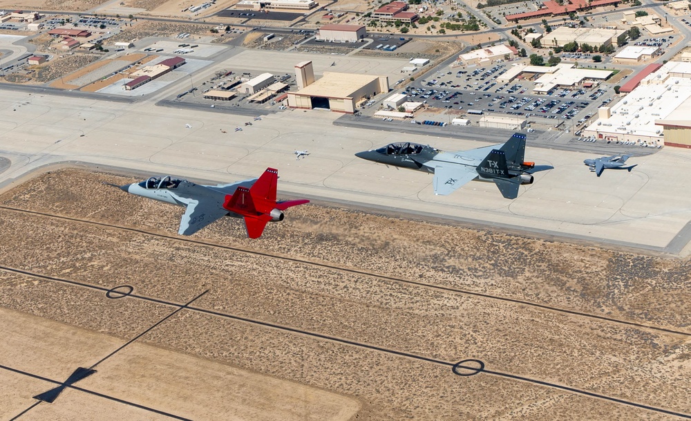 Additional T-7A and BTX-1 Aircraft Arrive at Edwards AFB