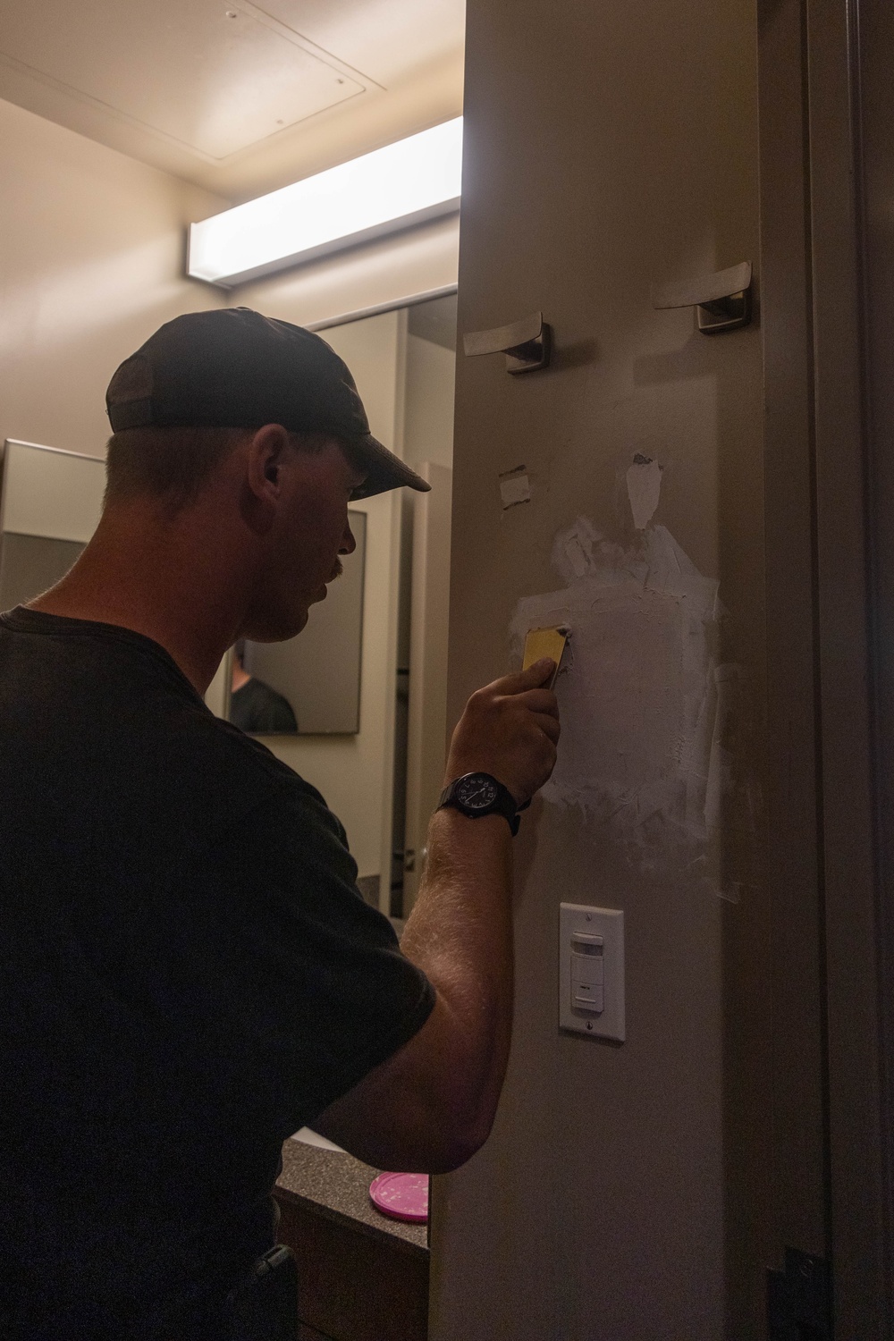 1st Bn., 1st Marines holds barracks improvement event