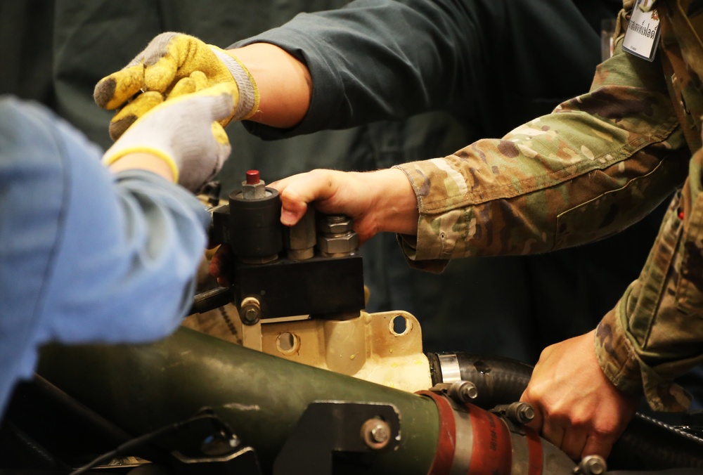 Stryker Maintenance Exchange Brings National Guard, Royal Thai Army together in Yakima