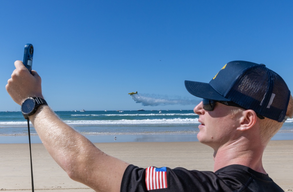 Navy Parachute Team Jumps into Pacific Airshow Gold Coast Australia 2024