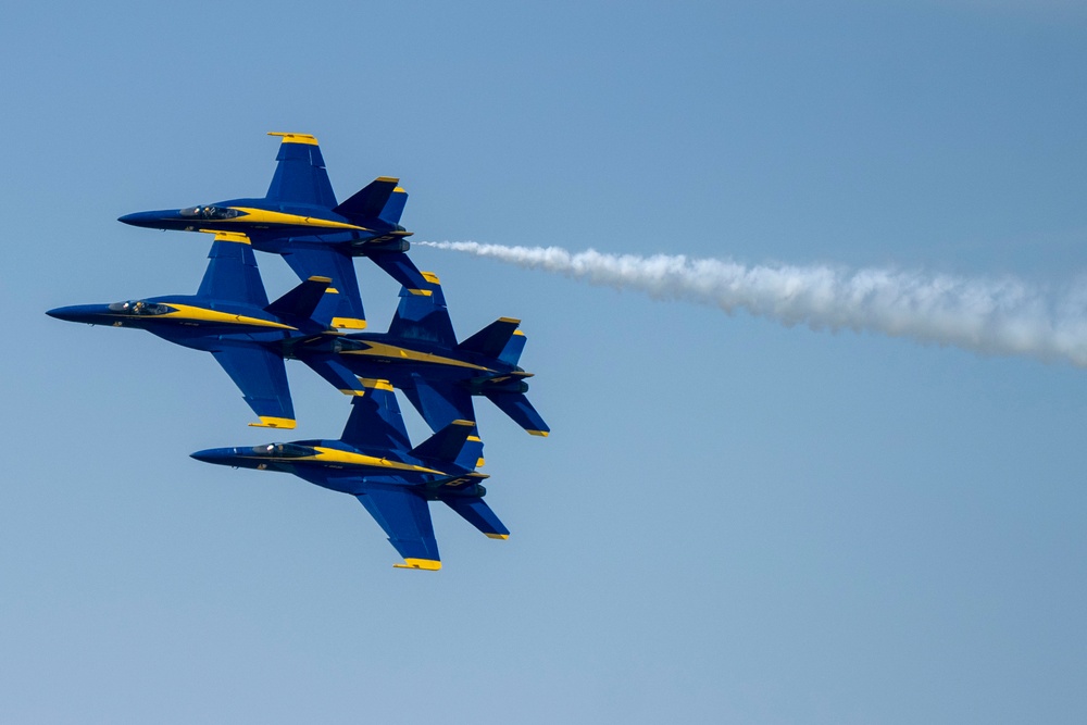 U.S. Navy Blue Angels arrive at McConnell