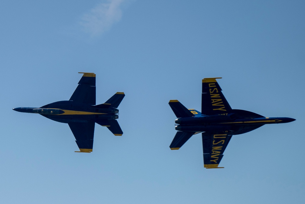 U.S. Navy Blue Angels arrive at McConnell