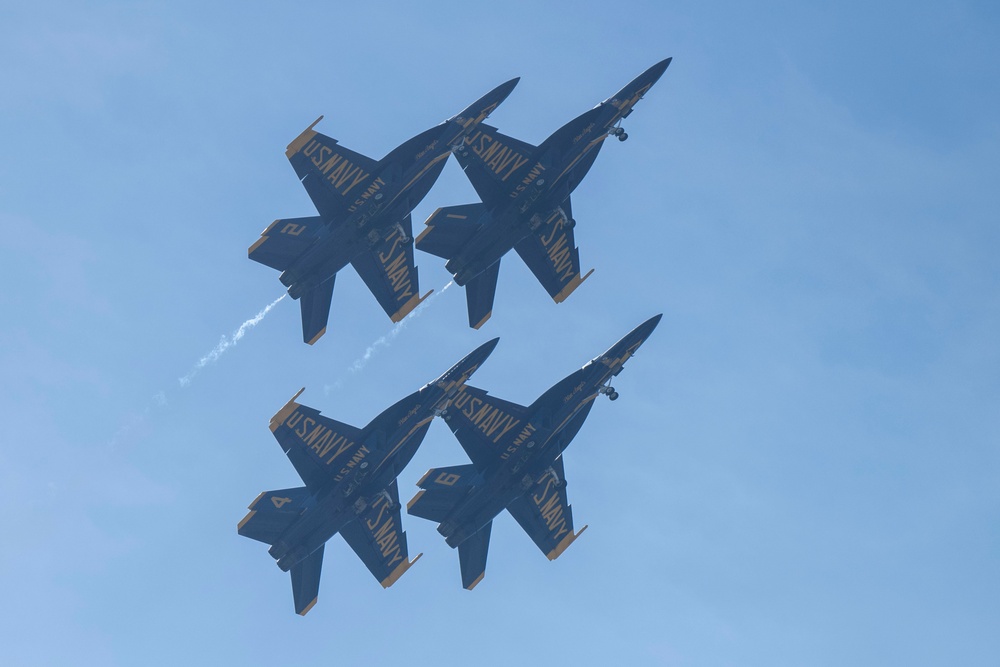 U.S. Navy Blue Angels arrive at McConnell