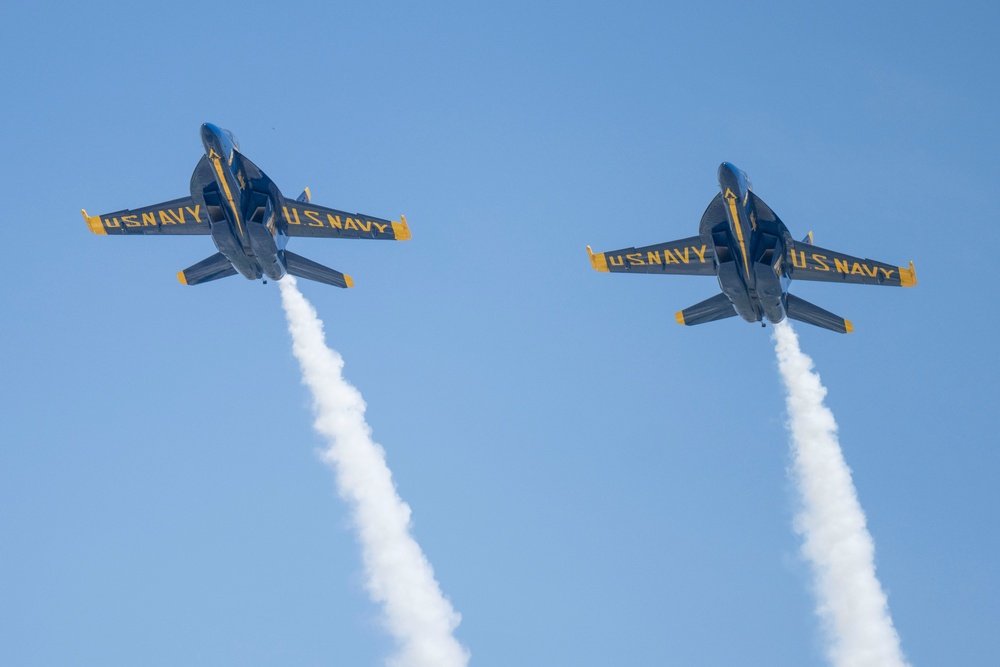 U.S. Navy Blue Angels arrive at McConnell