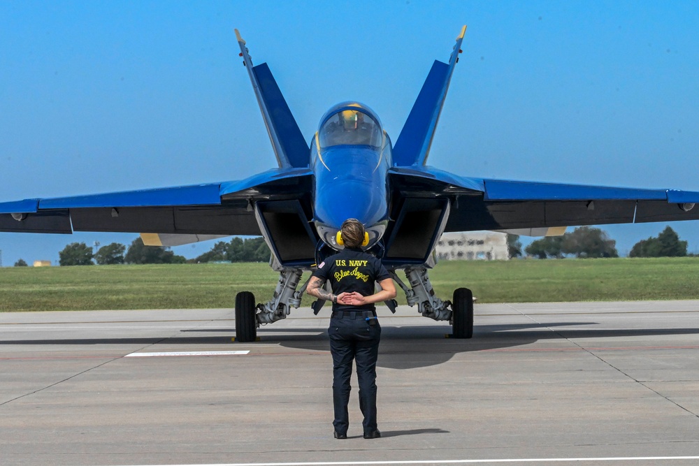 U.S. Navy Blue Angels arrive at McConnell