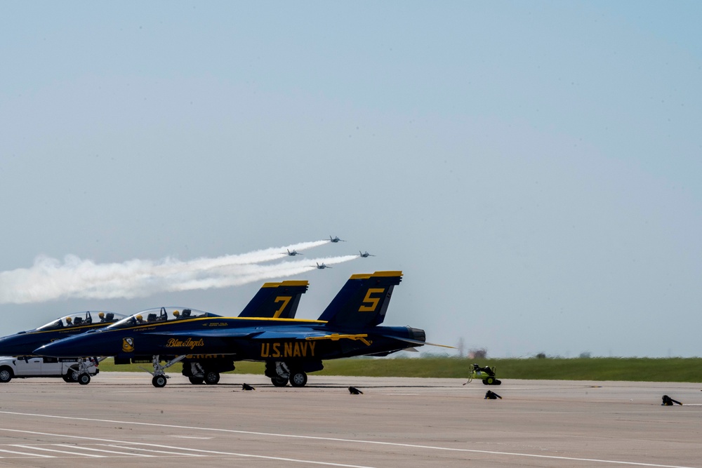 U.S. Navy Blue Angels arrive at McConnell