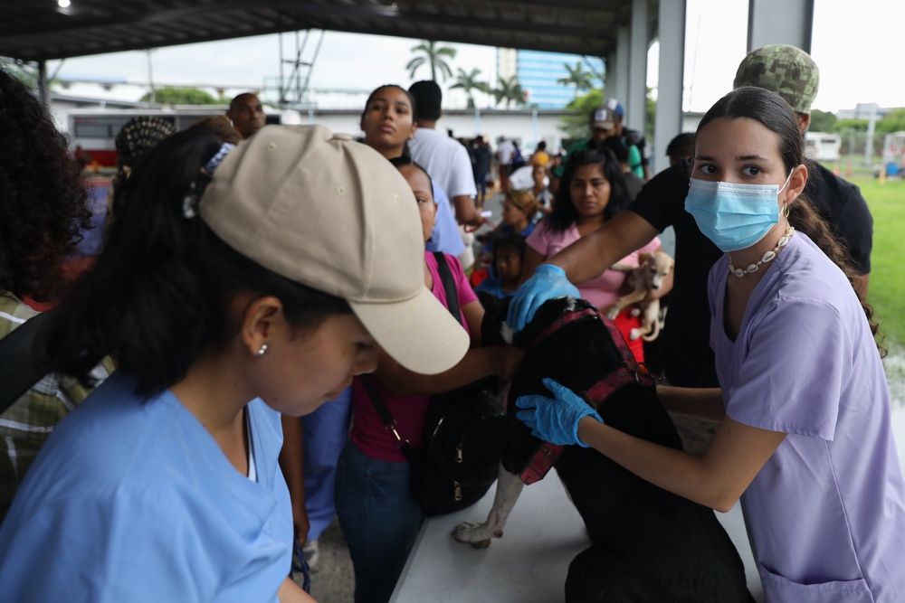 Joint Veterinary Event in Colón