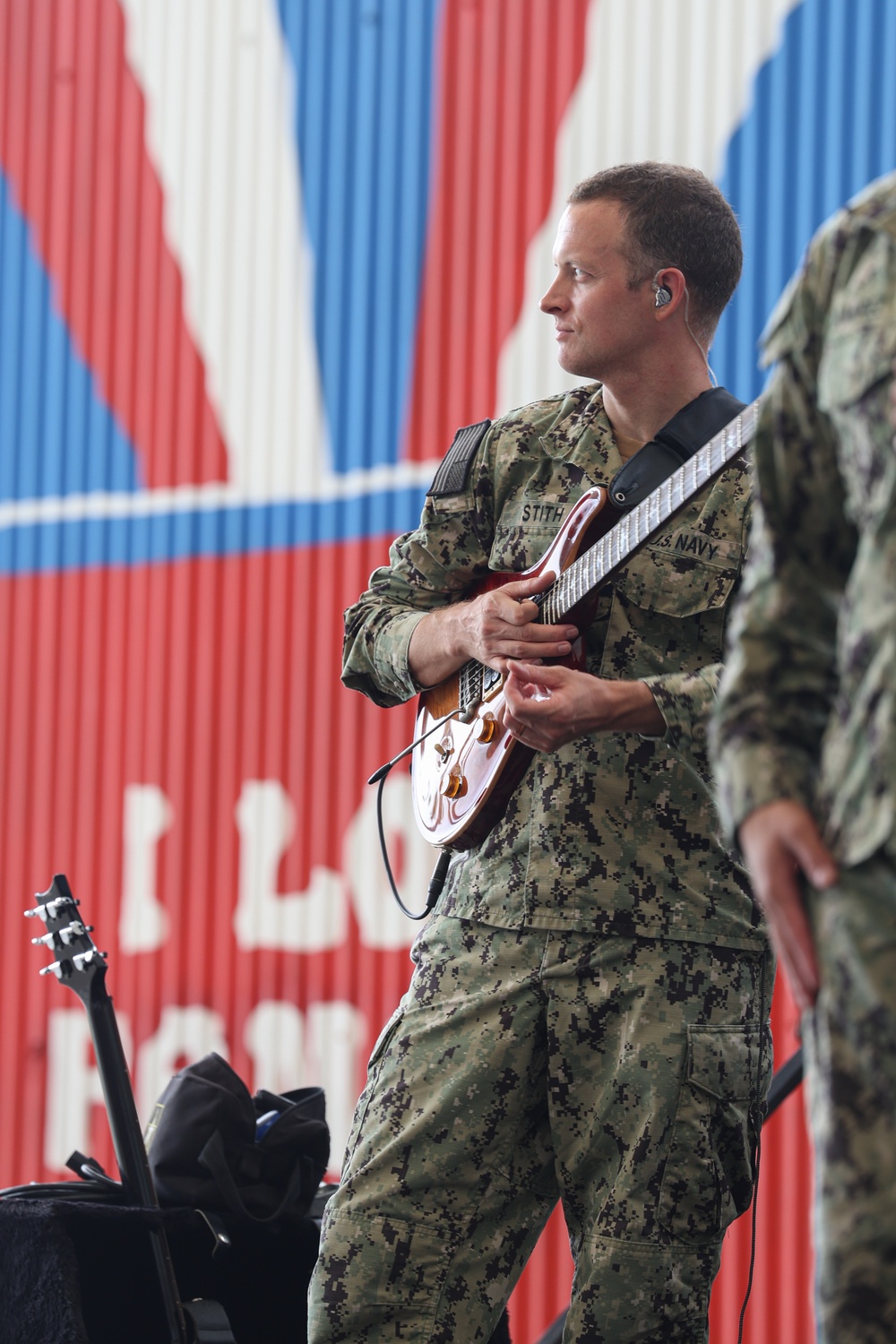 U.S. Fleet Forces Band “Uncharted Waters” performs at Colón 2000 Duty Free Mall