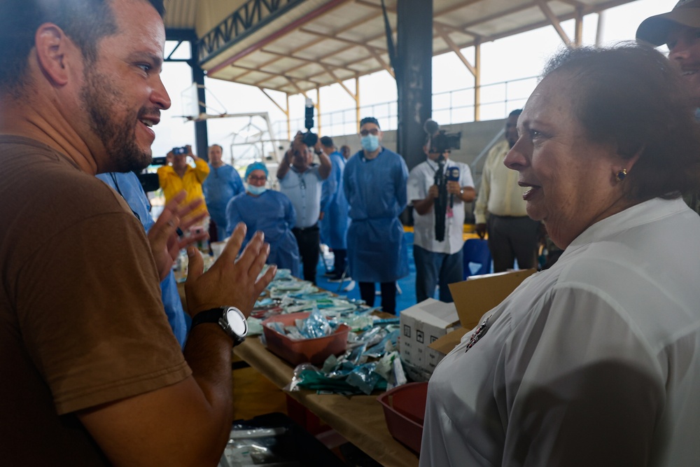 U.S. Ambassador to Panama visits Continuing Promise 2024 Medical Sites