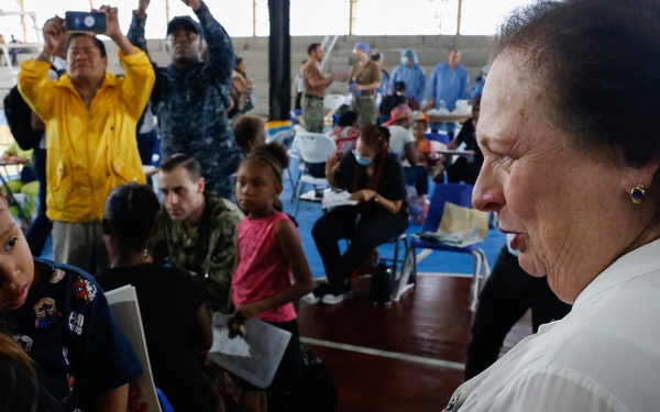 U.S. Ambassador to Panama visits Continuing Promise 2024 Medical Sites
