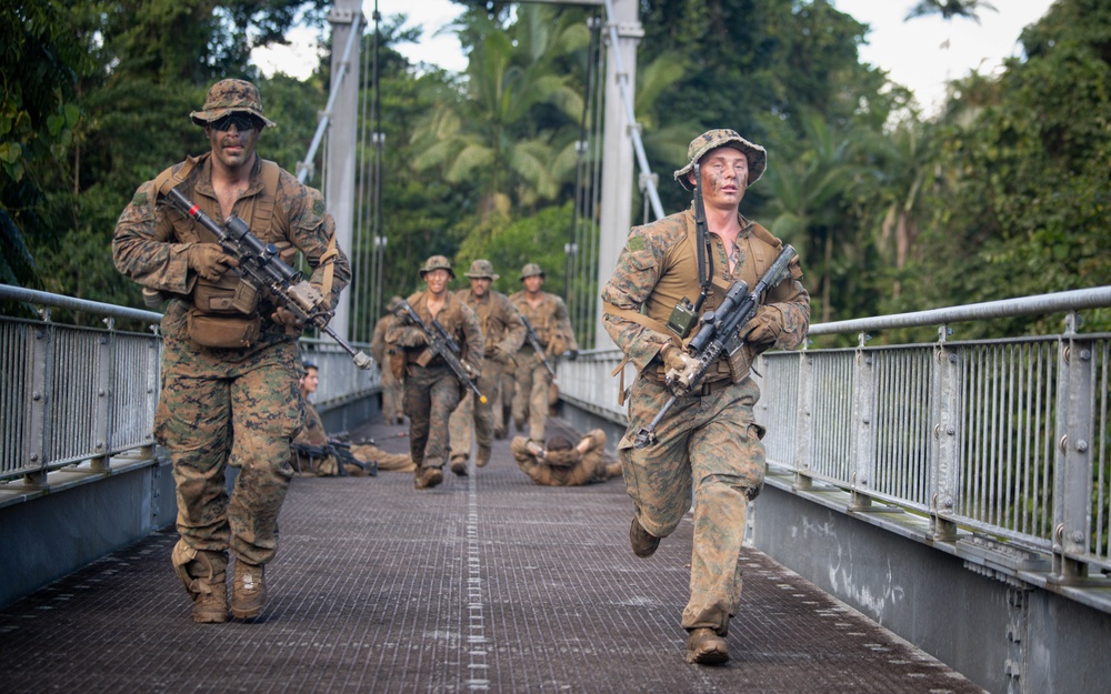 MRF-D 24.3: Golf Co., 2nd Bn., 5th Marines (Rein.), ADF participates in joint training exercise in Tully