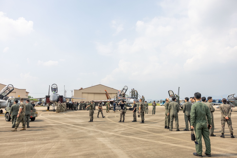 The Fighting Bengals Fly Out of Suwon, South Korea