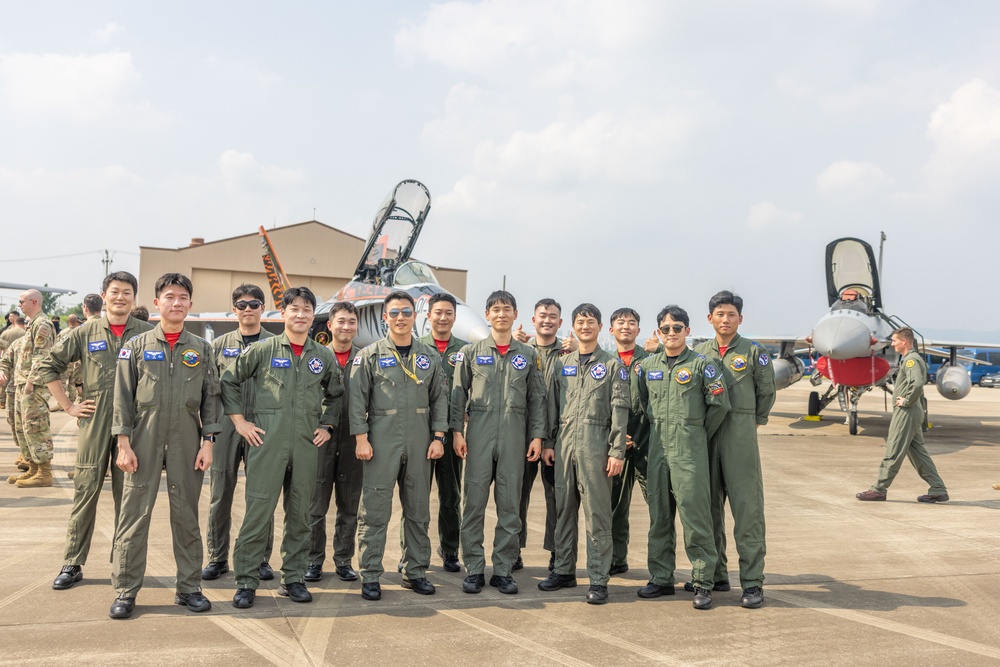 The Fighting Bengals Fly Out of Suwon, South Korea