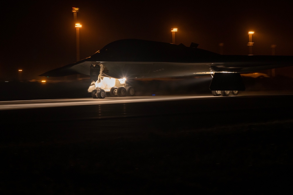 110th EBS completes hot pits at Diego Garcia during BTF