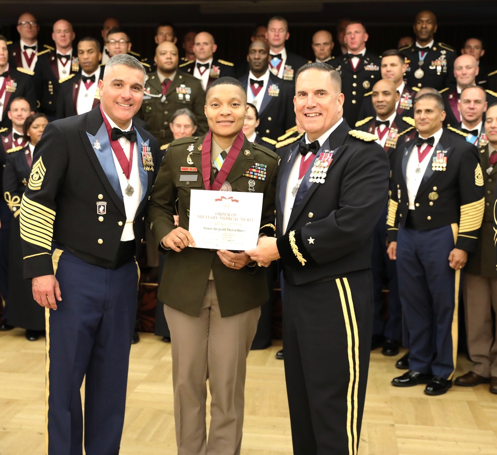 U.S. Army NCO receives Order of Military Medical Merit Award (O2M3)