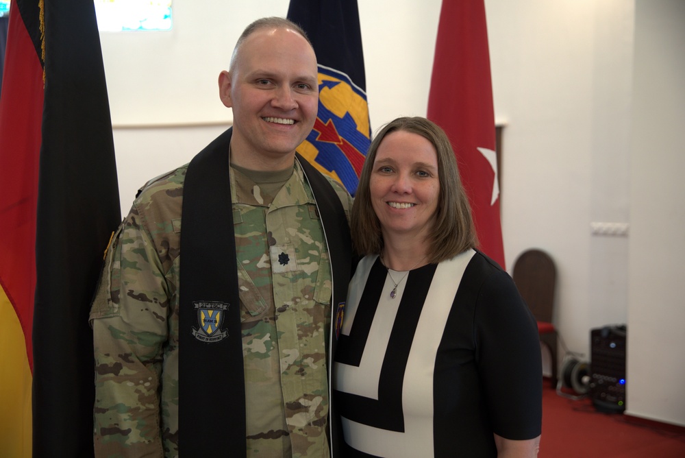 Reserve Chaplains Pass the Stole
