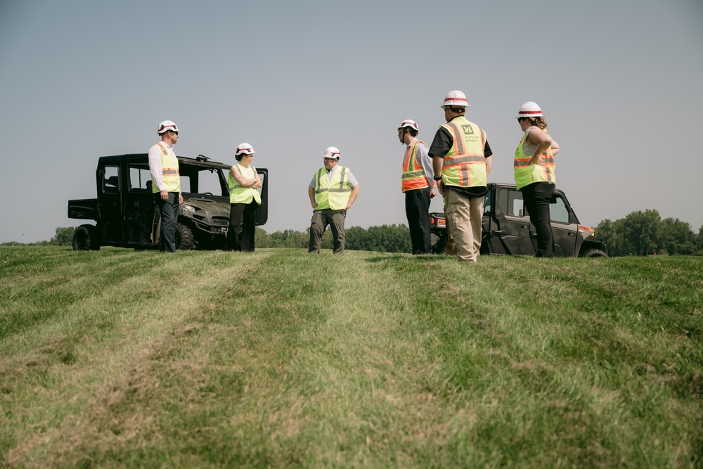 Sen. Chuck Schumer's Staff Visits Niagara Falls Storage Site