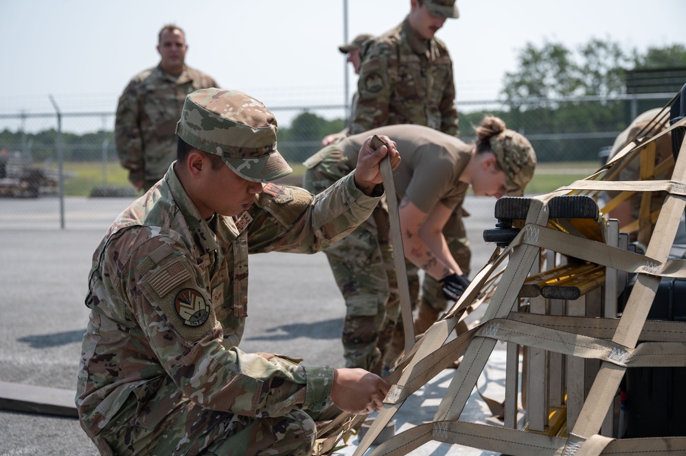 Air National Guardsmen participate in cargo, personnel mobilization training