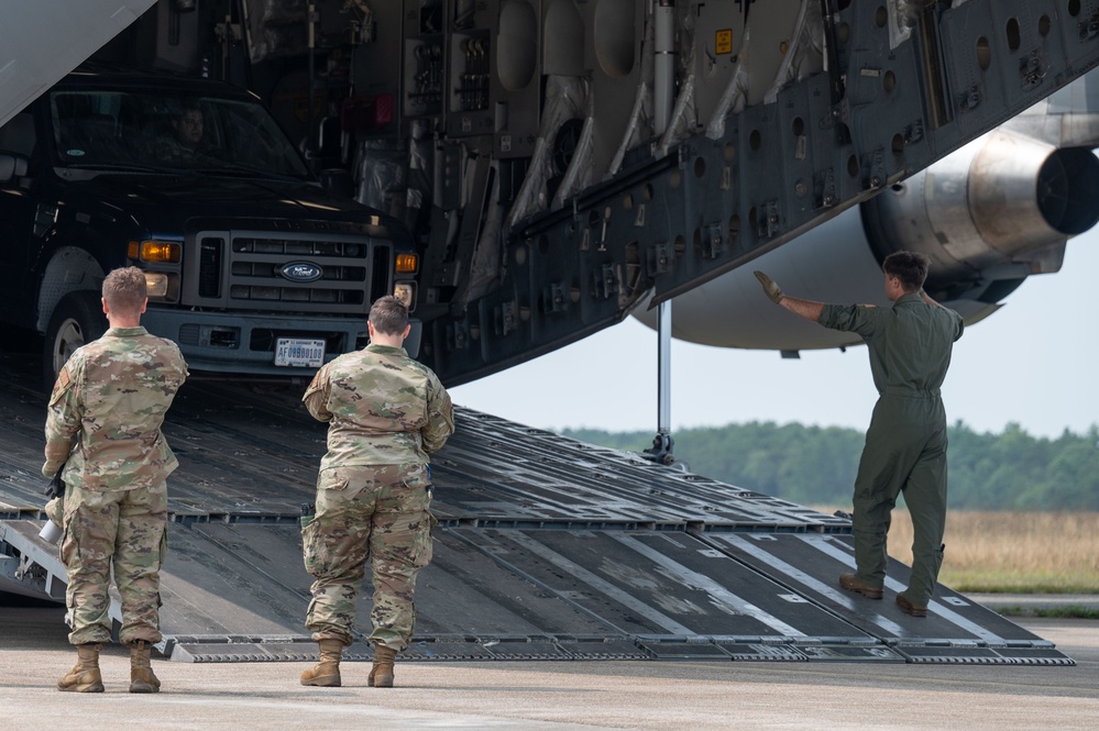 Air National Guardsmen participate in cargo, personnel mobilization training