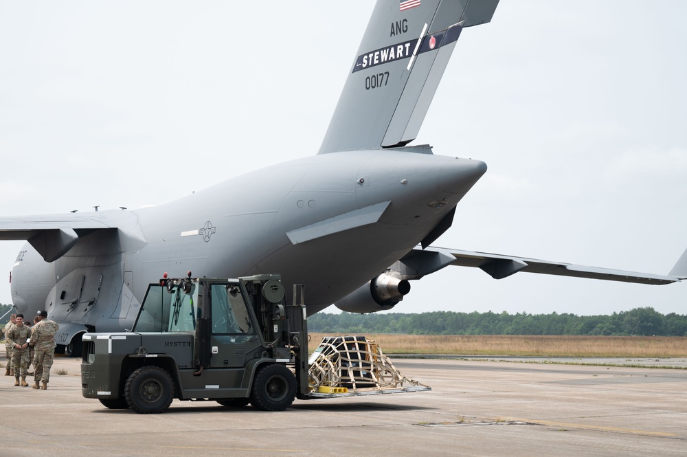 Air National Guardsmen participate in cargo, personnel mobilization training