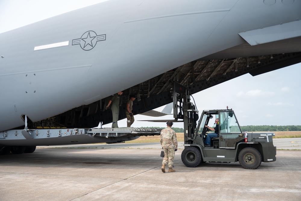 Air National Guardsmen participate in cargo, personnel mobilization training