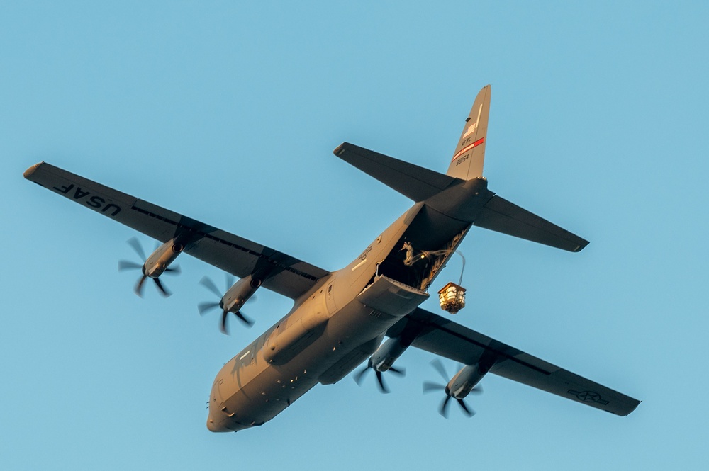 815th Airlift Squadron drops container delivery system