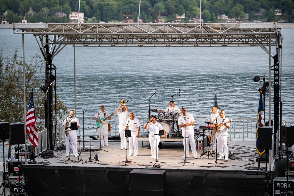 Navy Band performs in Lake George