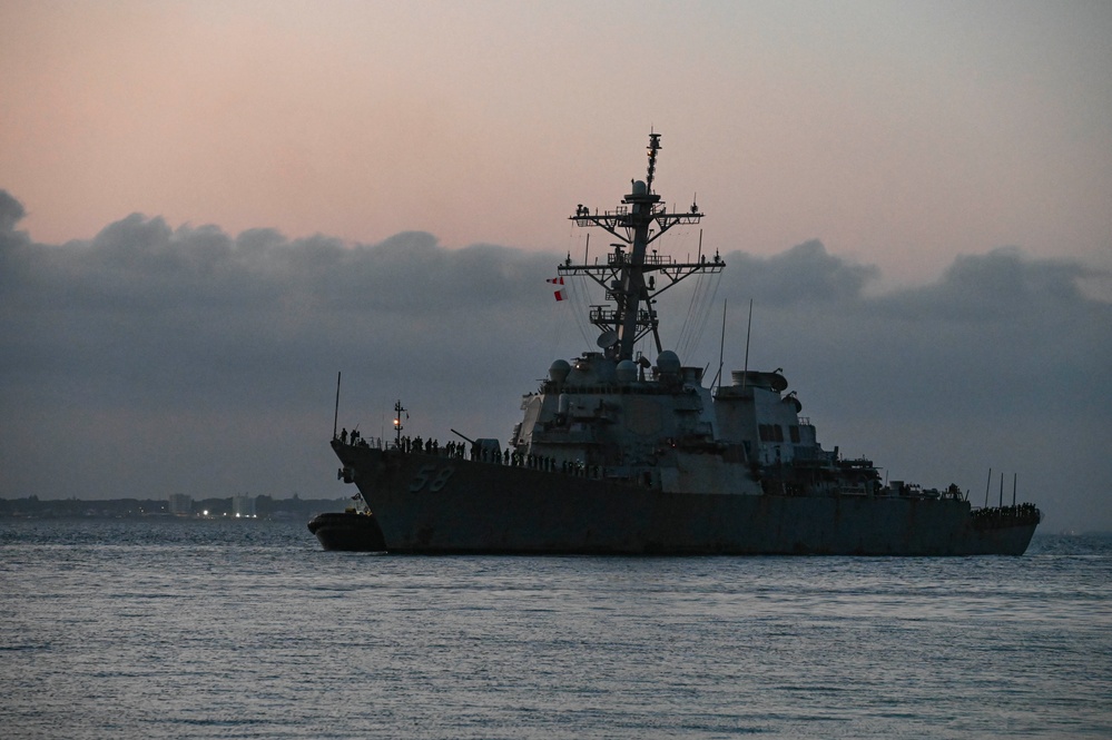 USS Laboon arrives at NAVSTA Rota