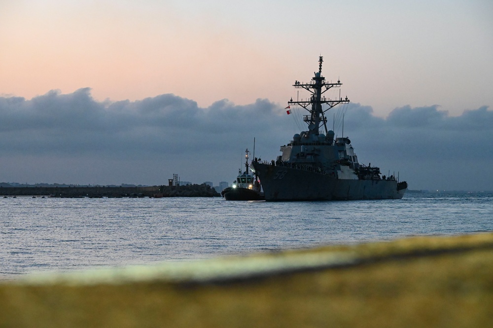 USS Laboon arrives at NAVSTA Rota