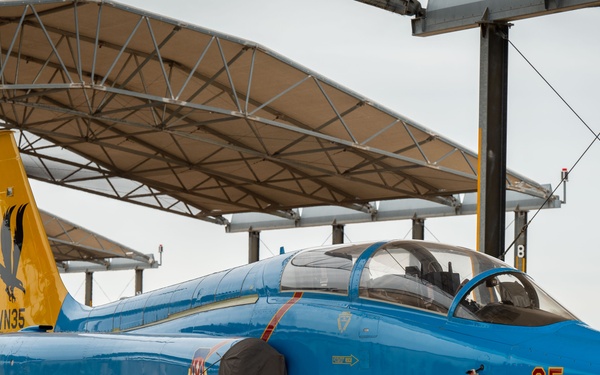 T-38C Talon on flightline