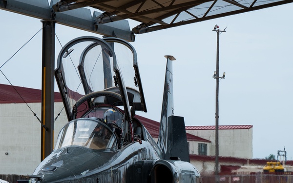 T-38C Talon on flightline