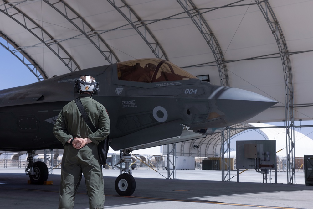 Marine Operational Test and Evaluation Squadron conduct joint aircraft maintenance training with British Royal Air Force Squadron