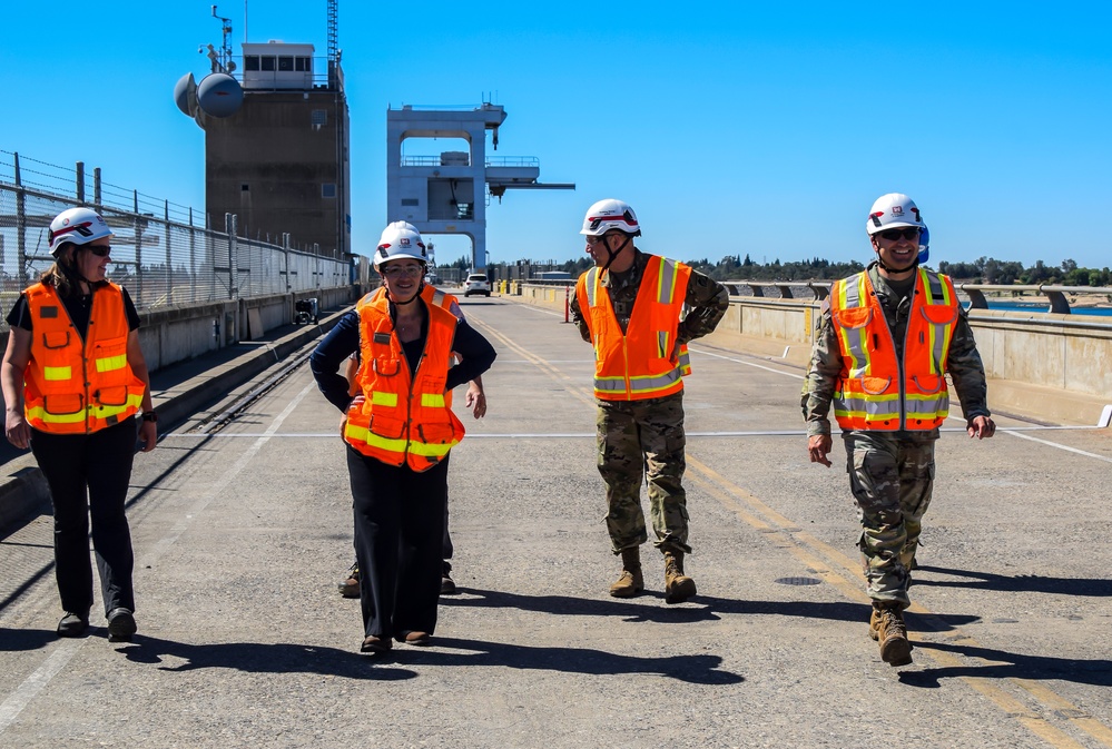Maj. Gen. William H. Graham visits Folsom Dam