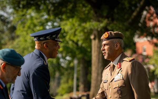 CJCS Hosts UAE Armed Forces Chief of Staff