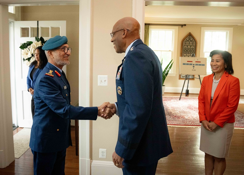 CJCS Hosts UAE Armed Forces Chief of Staff
