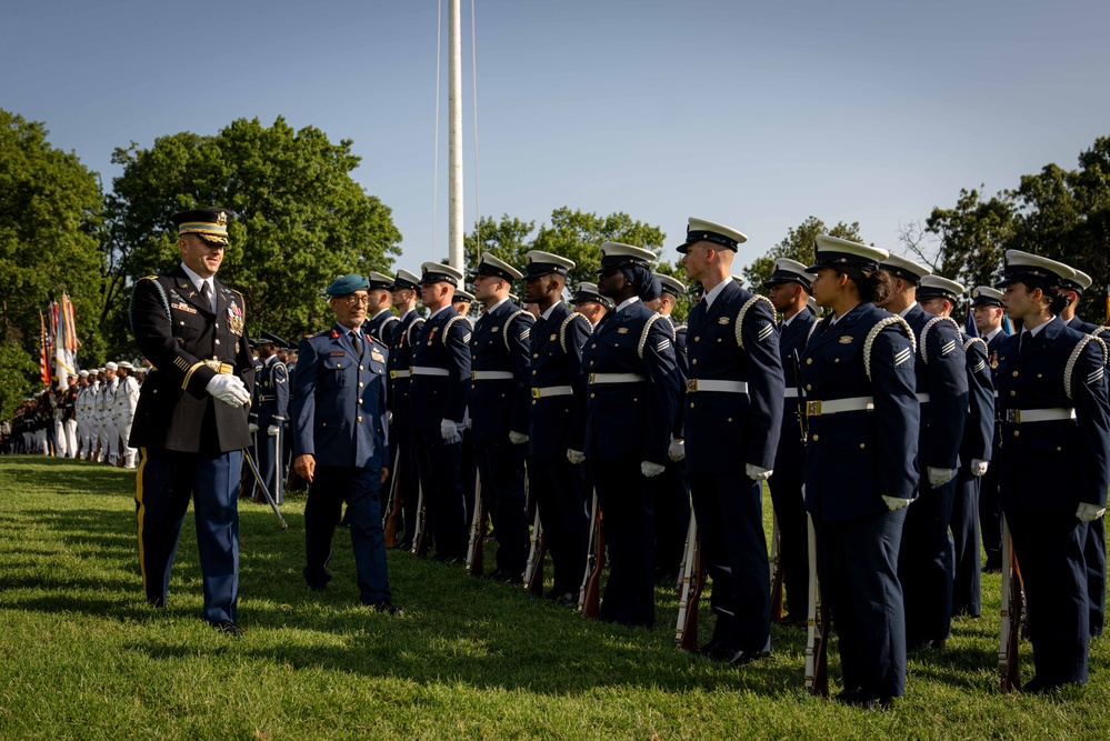 CJCS Hosts UAE Armed Forces Chief of Staff