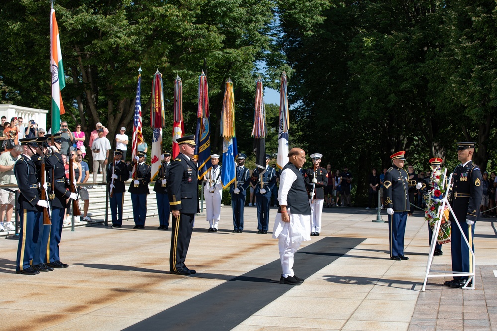 Welcome Ceremony for Minister of Defence, India