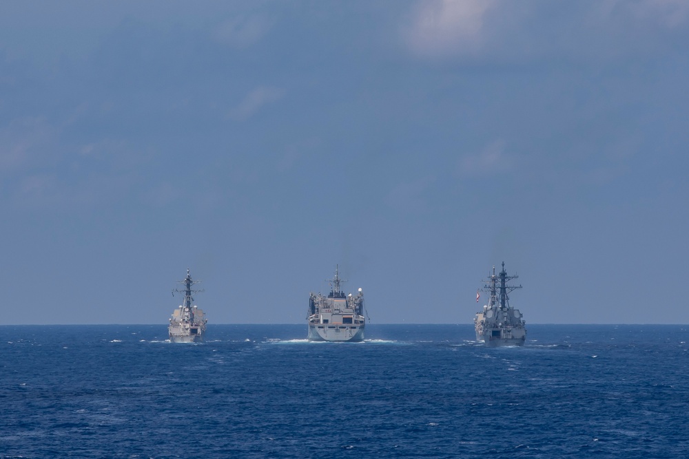 Truman CSG Conducts RAS